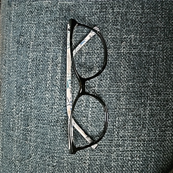 Vera Bradley Frames - Picture 1 of 6